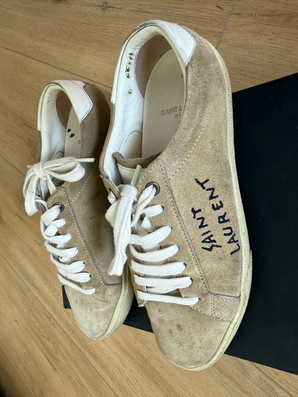 Saint Laurent Women’s Beige Suede Low-Top Sneakers with Logo - Picture 3 of 7